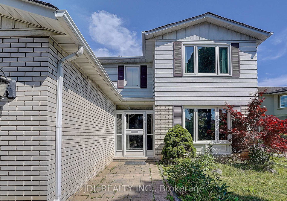 20-mossgrove-trail-toronto-north-york-ontario-c13570564
