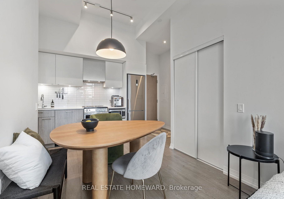 251-jarvis-street-toronto-toronto-ontario-c13570572