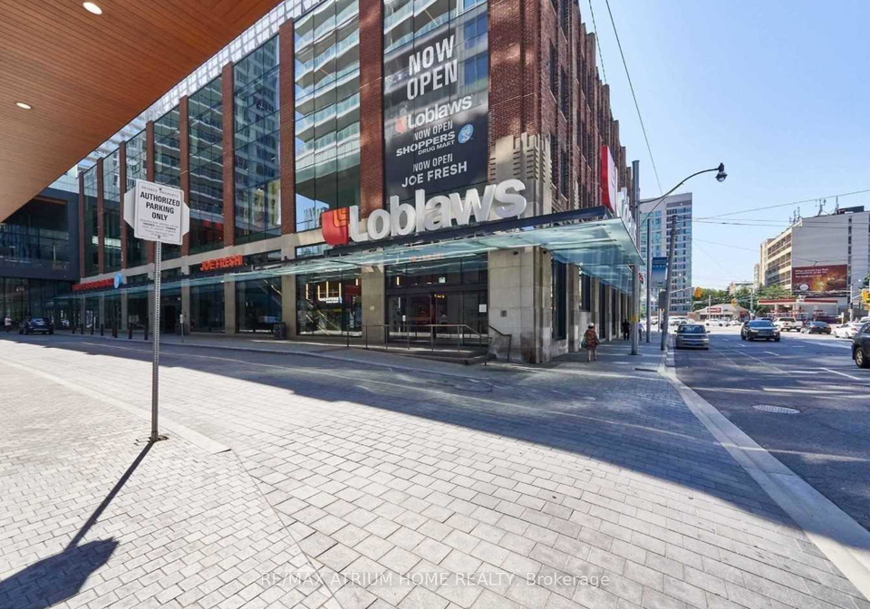 19-bathurst-street-toronto-toronto-ontario-c13570832