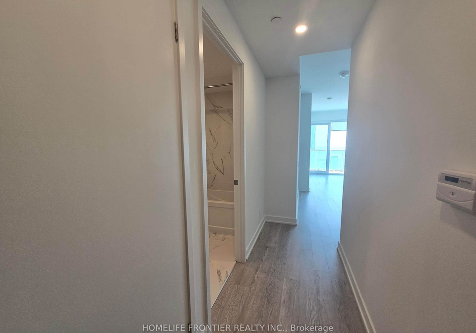 88-queen-street-e-toronto-toronto-ontario-c13570874