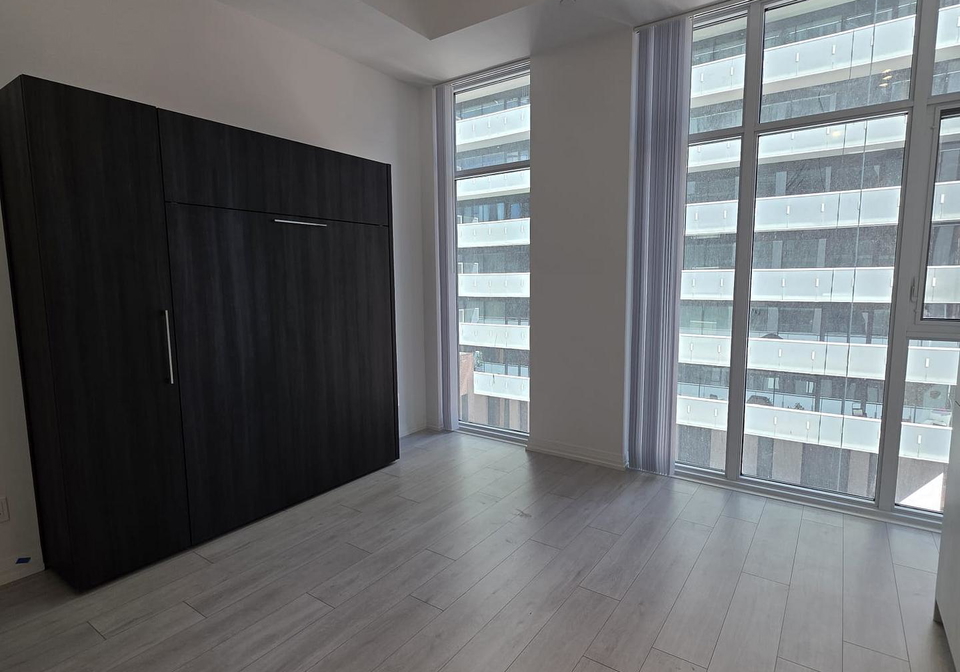 400-king-street-w-toronto-toronto-ontario-c13570890