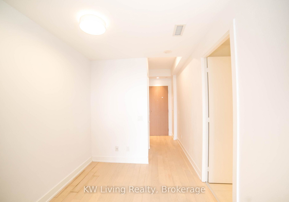 7-grenville-street-toronto-toronto-ontario-c13571406
