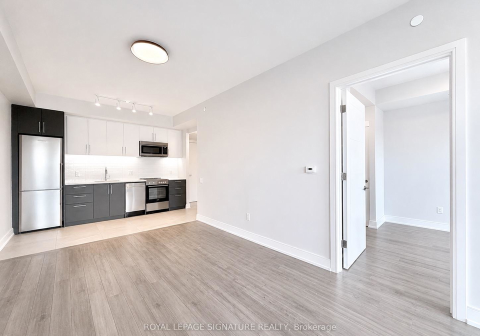 2525-bathurst-street-toronto-toronto-ontario-c13571514