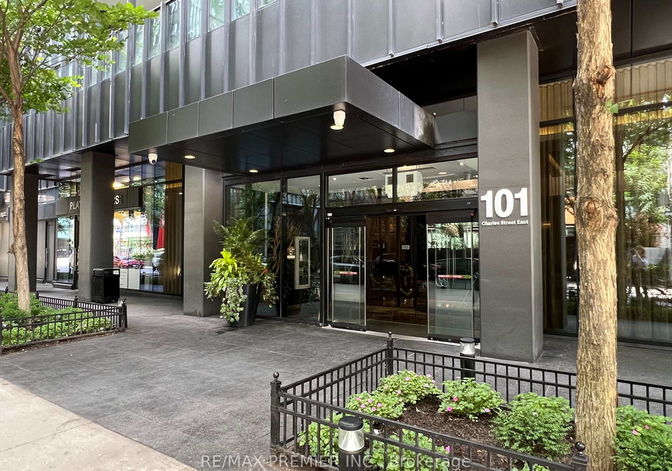 101-charles-street-e-toronto-toronto-ontario-c13571542