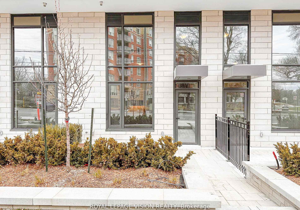 250-lawrence-avenue-w-toronto-toronto-ontario-c13572312
