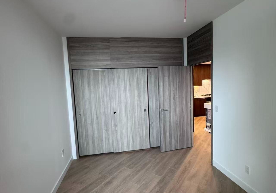 18-esther-shiner-boulevard-toronto-north-york-ontario-c13572662