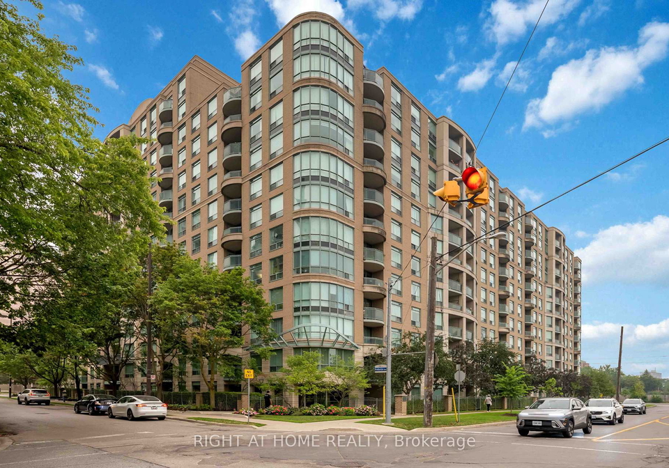 8-pemberton-avenue-toronto-north-york-ontario-c13572768