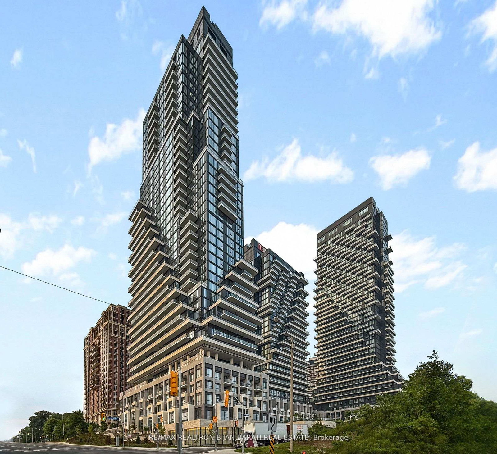 10-innthe-park-drive-toronto-north-york-ontario-c13572814