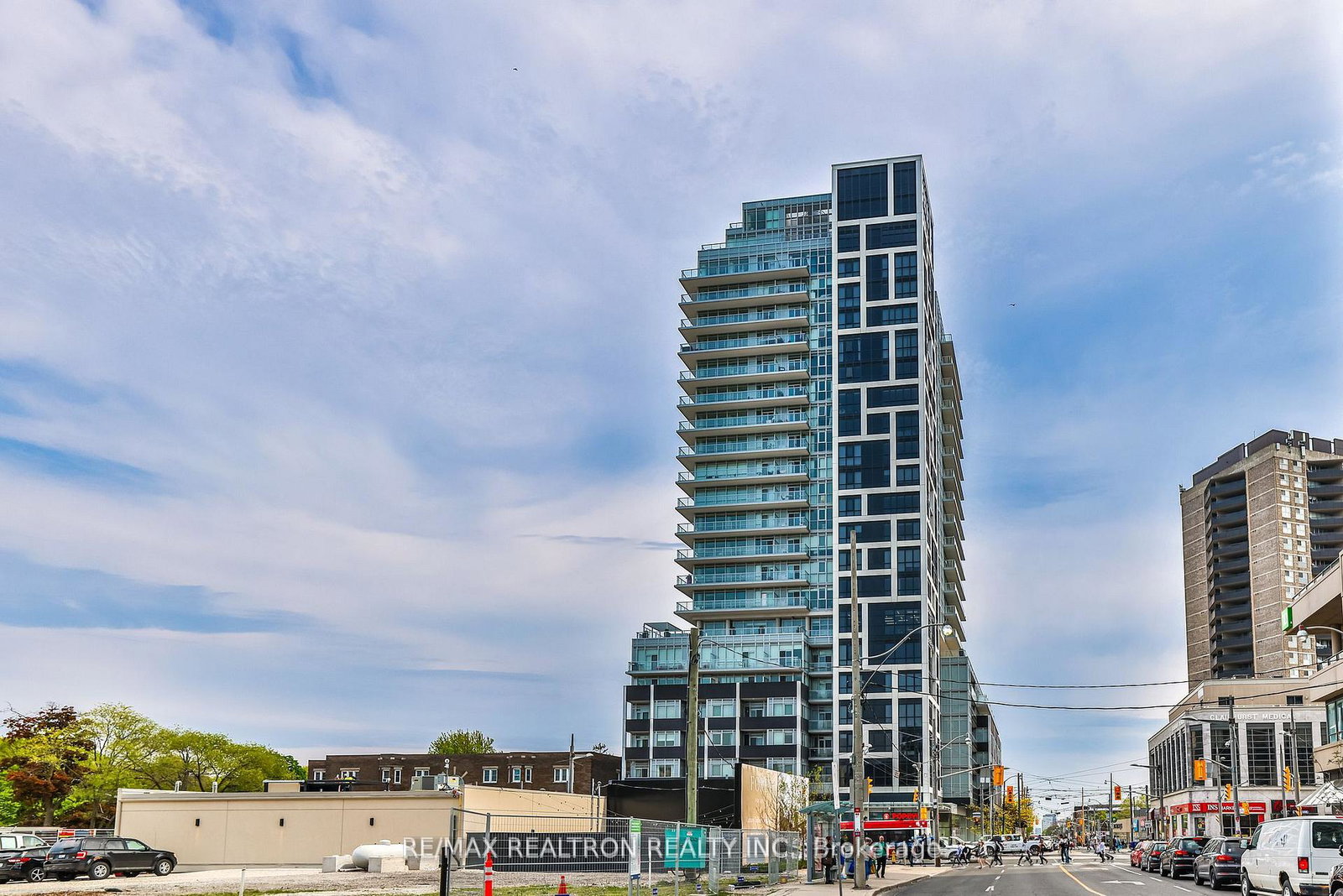 501-w-st-clair-avenue-w-toronto-toronto-ontario-c13573196