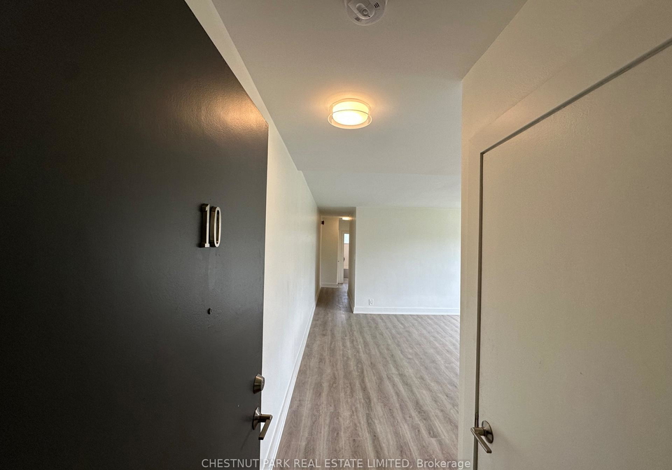 9-wingreen-court-toronto-north-york-ontario-c13573206