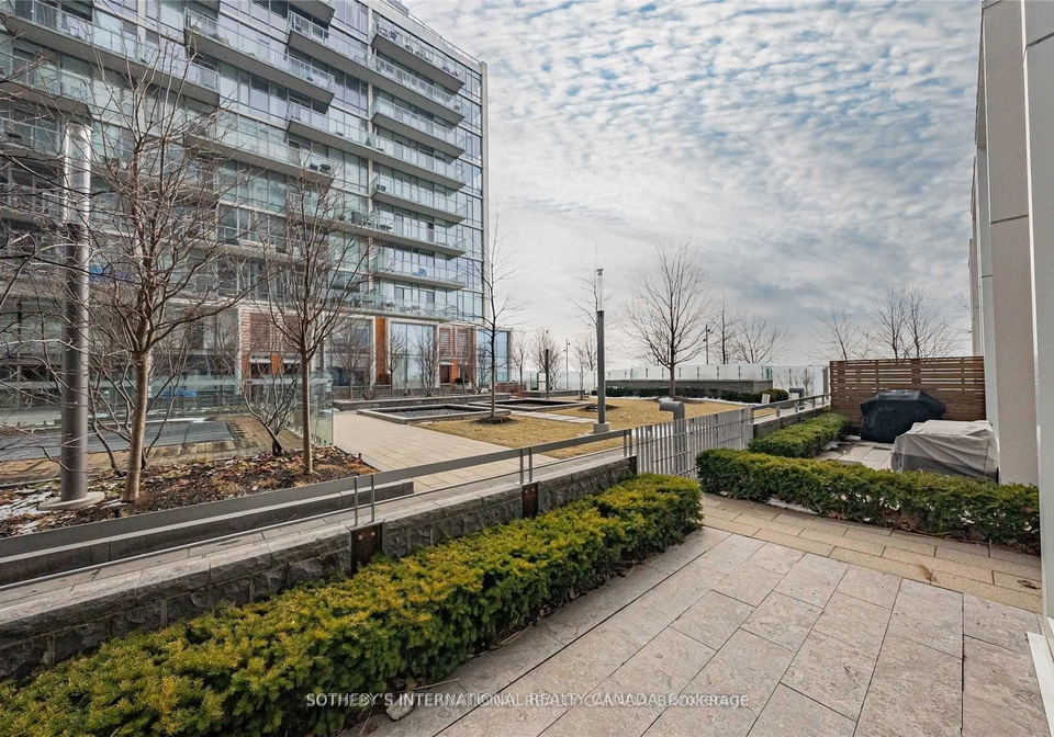 29-queens-quay-e-toronto-toronto-ontario-c13573230