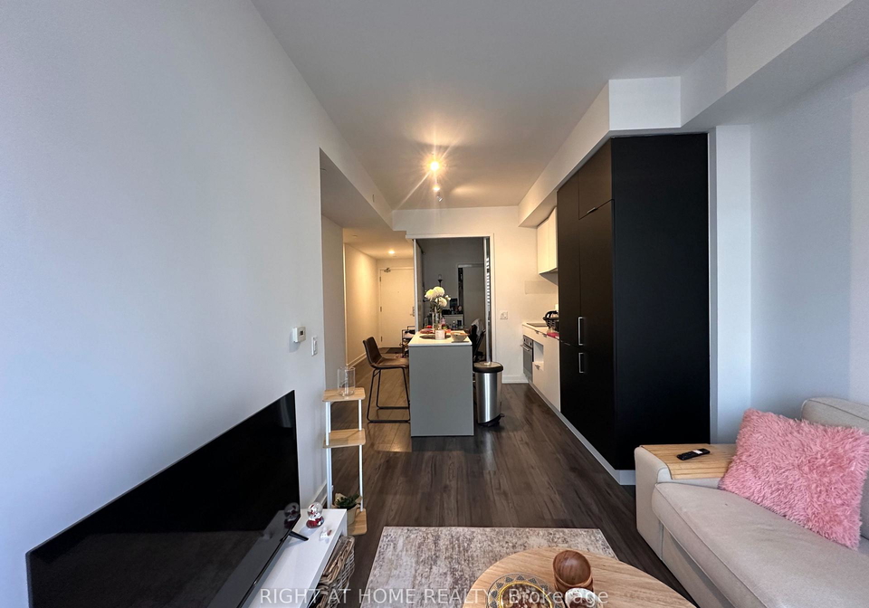 33-helendale-avenue-toronto-toronto-ontario-c13573372