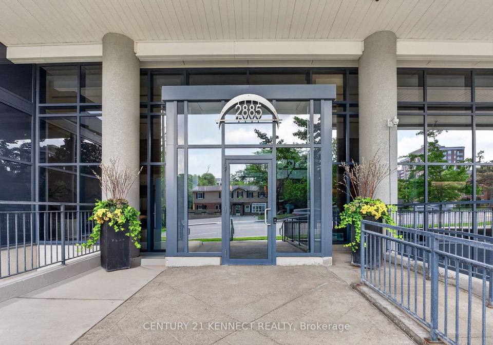 2885-bayview-avenue-toronto-north-york-ontario-c13573430