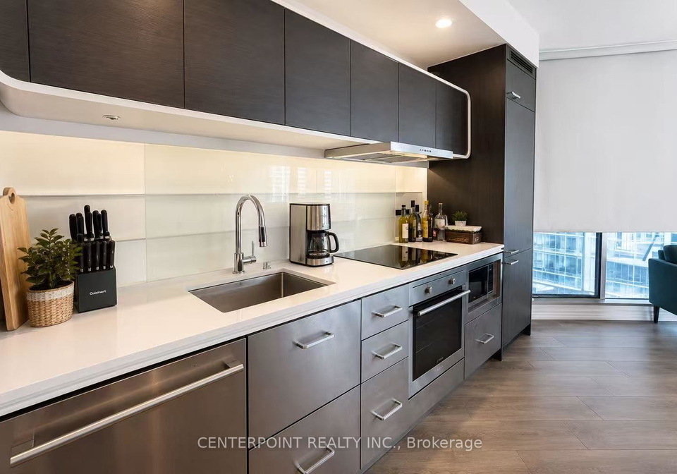 45-charles-street-e-toronto-toronto-ontario-c13574020