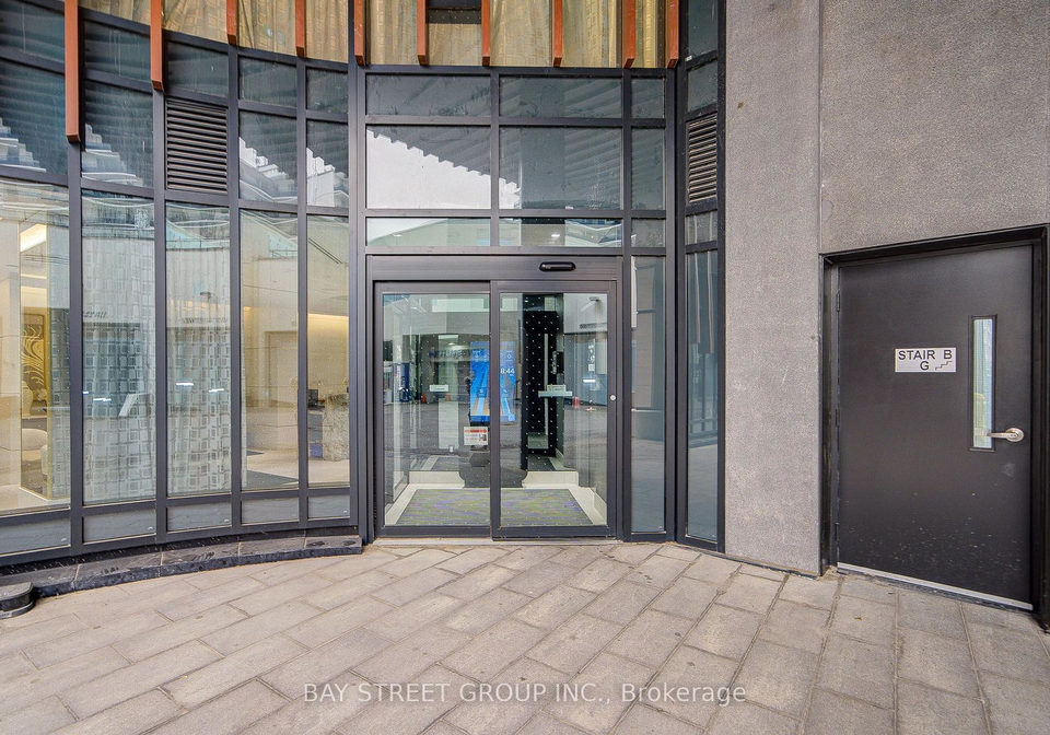5858-yonge-street-toronto-toronto-ontario-c13574226