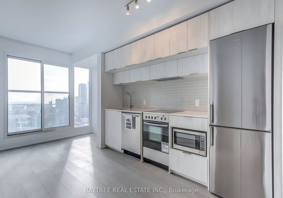 181-dundas-street-e-toronto-toronto-ontario-c13574322