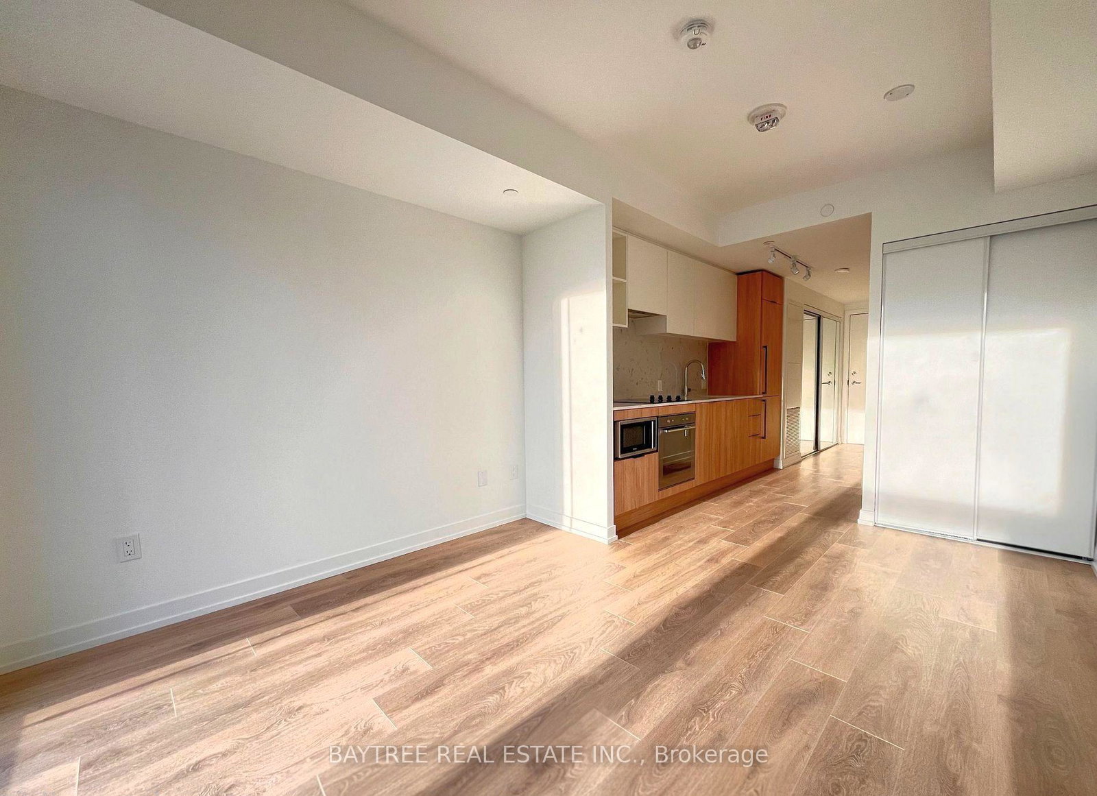 82-dalhousie-street-toronto-toronto-ontario-c13574336
