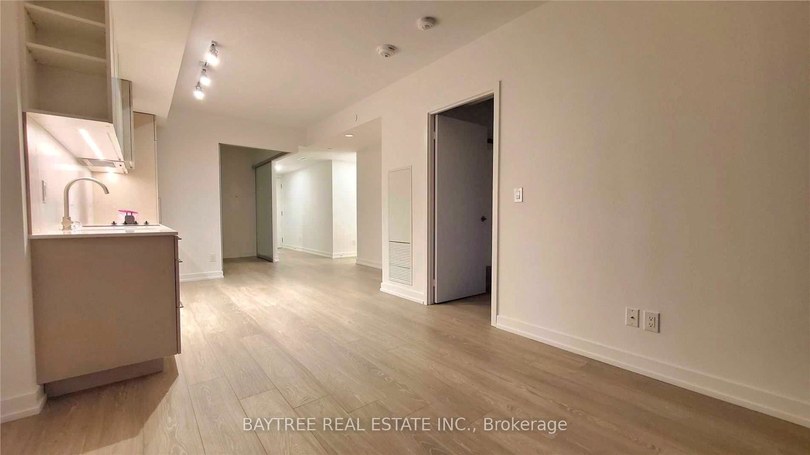 19-western-battery-road-toronto-toronto-ontario-c13574356