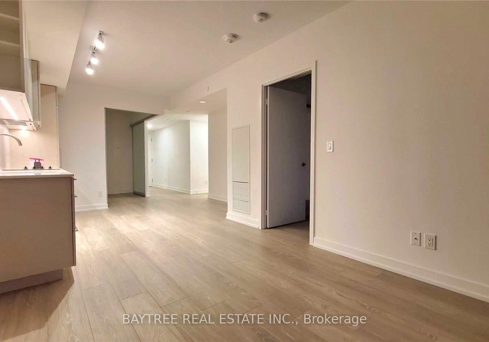 19-western-battery-road-toronto-toronto-ontario-c13574356