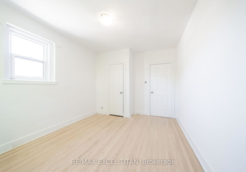 1-mallory-gardens-toronto-toronto-ontario-c13574554