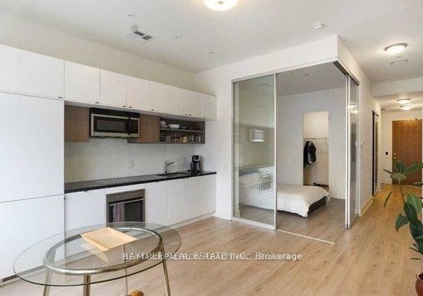 111-st-clair-avenue-w-toronto-toronto-ontario-c13574688