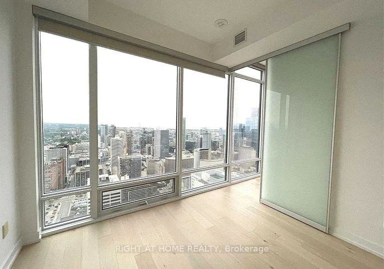 488-university-avenue-toronto-toronto-ontario-c13575072