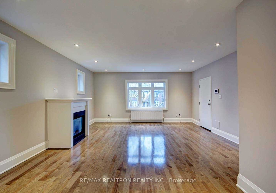 115-chaplin-crescent-toronto-toronto-ontario-c13575086