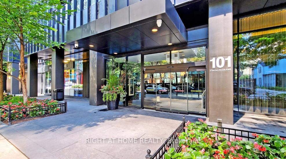 101-charles-street-e-toronto-toronto-ontario-c13575106