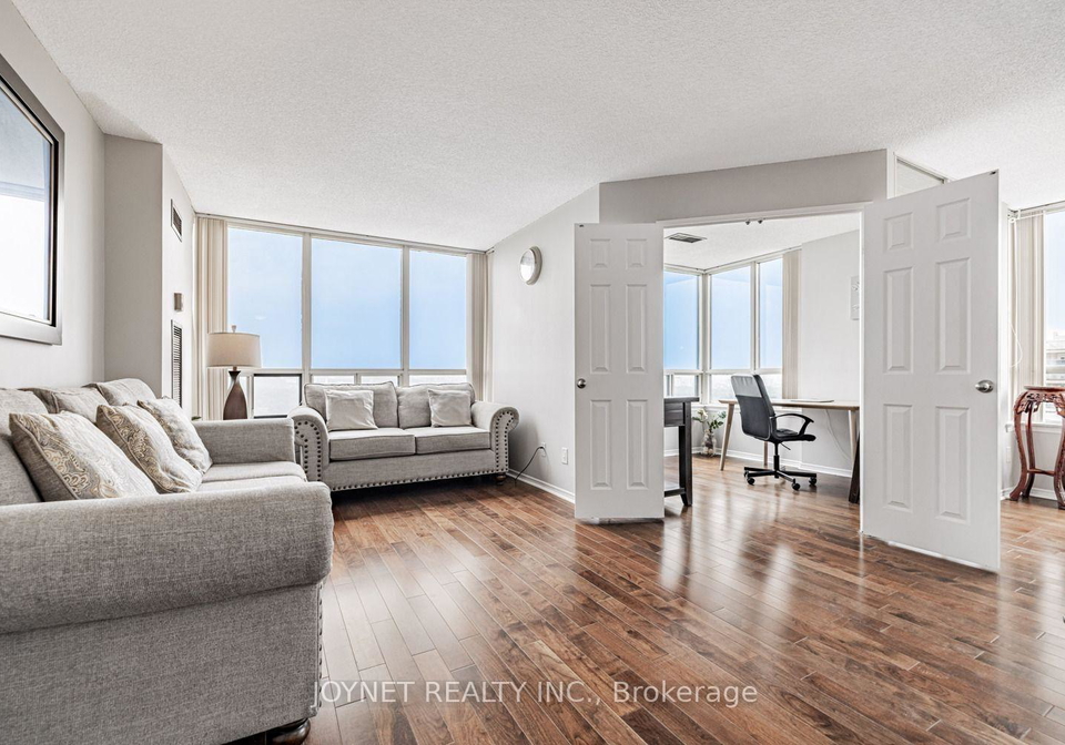 7-bishop-avenue-toronto-north-york-ontario-c13575148