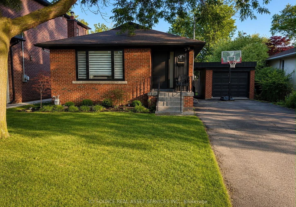 37-bainbridge-avenue-toronto-toronto-ontario-c13575358
