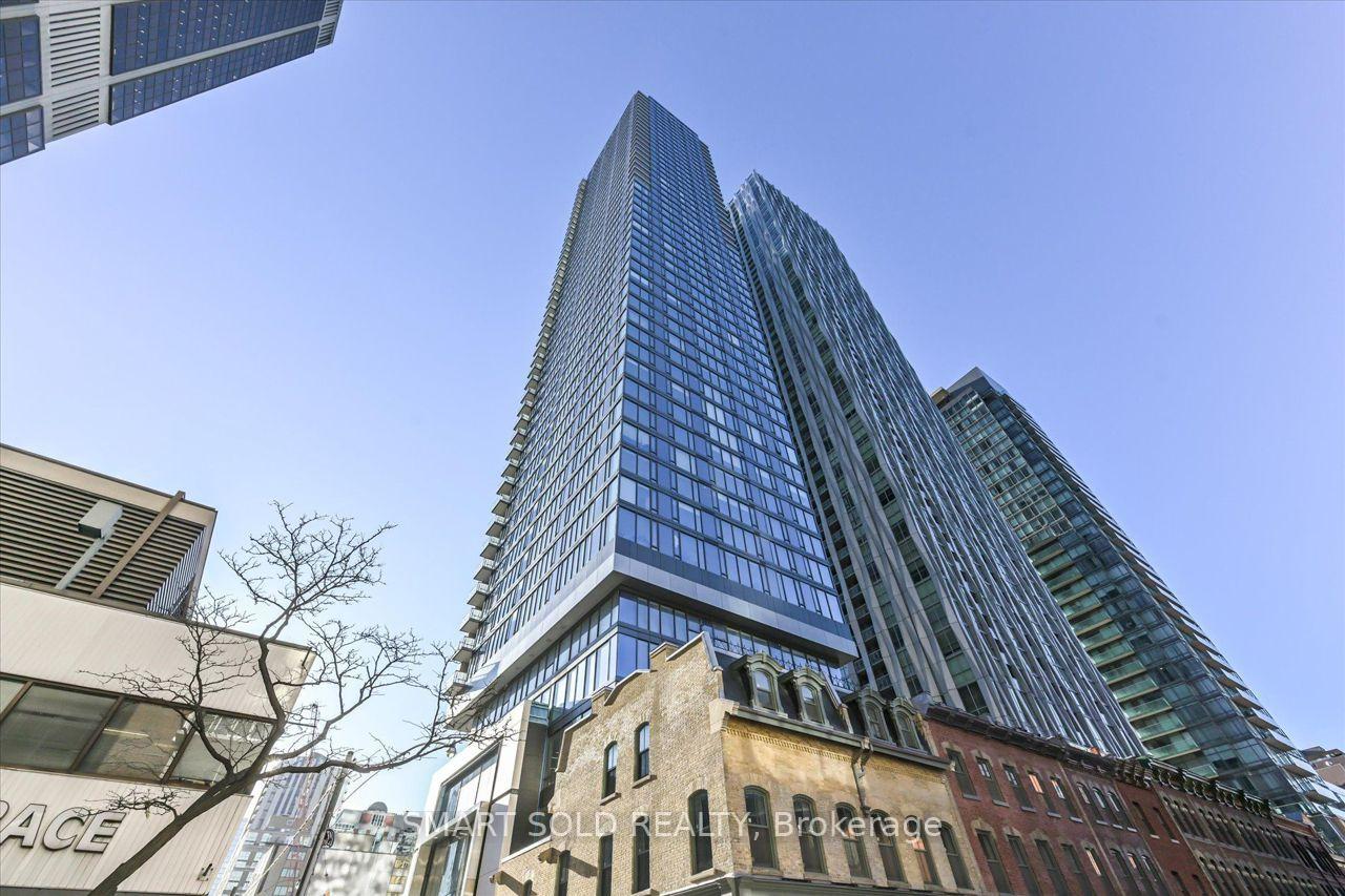 8-cumberland-street-toronto-toronto-ontario-c13575402