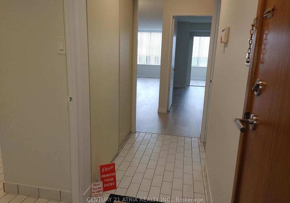 195-wynford-drive-toronto-east-york-ontario-c13575542