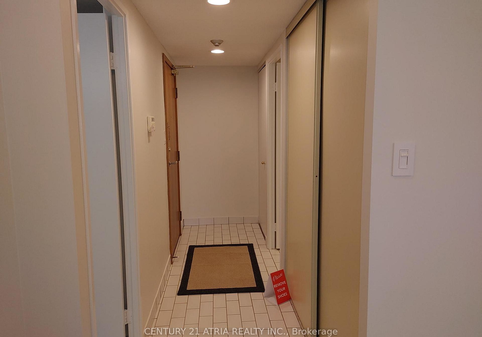 195-wynford-drive-toronto-east-york-ontario-c13575542