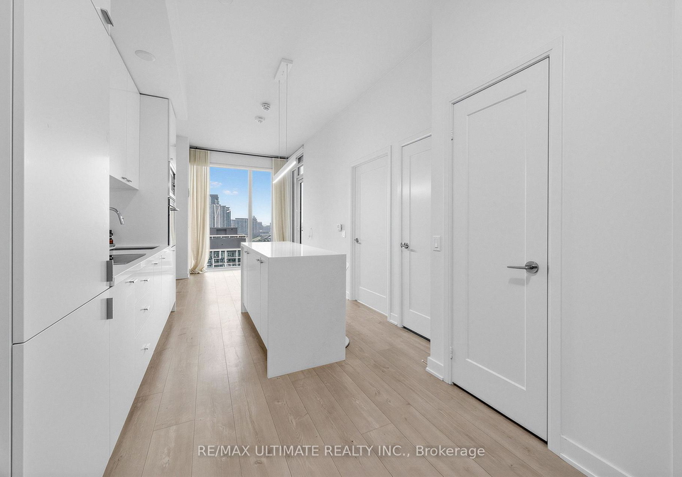 27-bathurst-street-toronto-toronto-ontario-c13575550