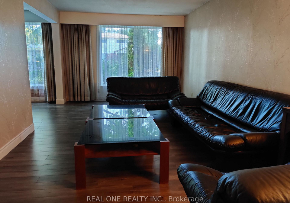 9-lisburn-crescent-toronto-north-york-ontario-c13575658
