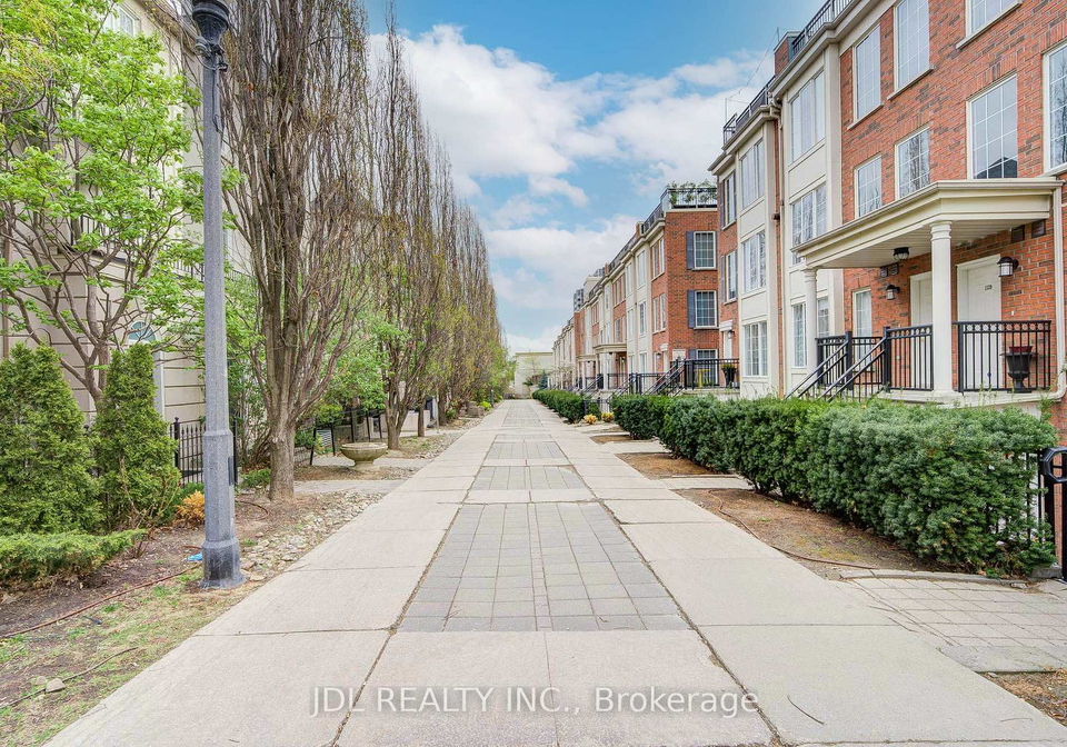 11-everson-drive-toronto-north-york-ontario-c13576542