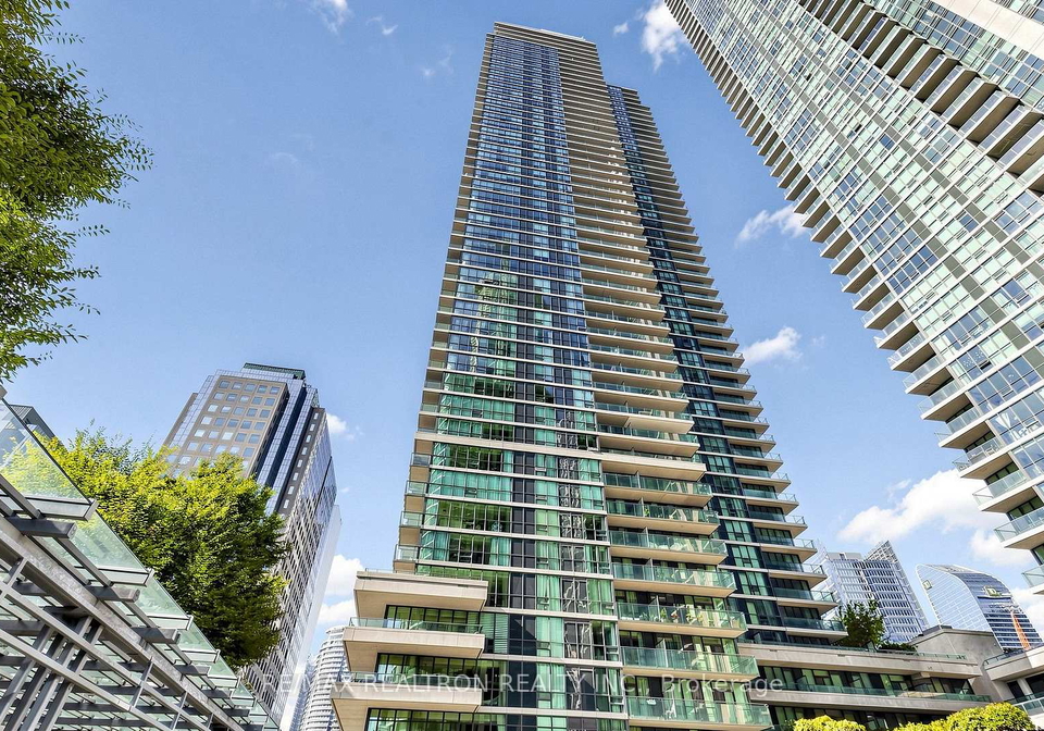 33-bay-street-toronto-toronto-ontario-c13576780