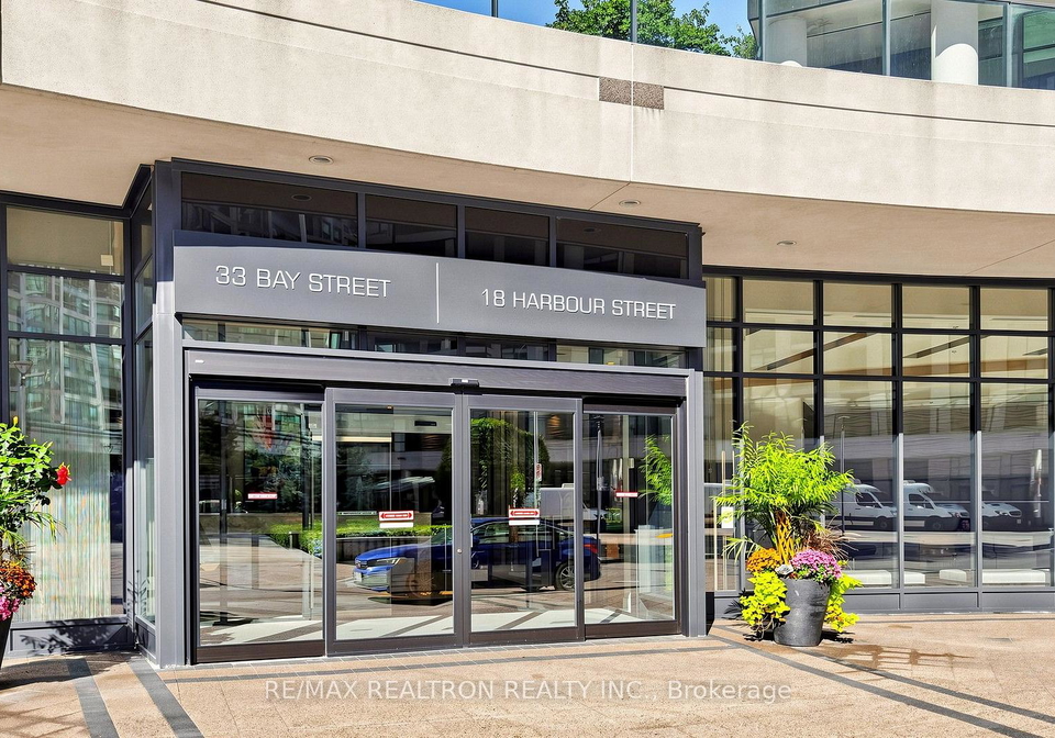 33-bay-street-toronto-toronto-ontario-c13576780