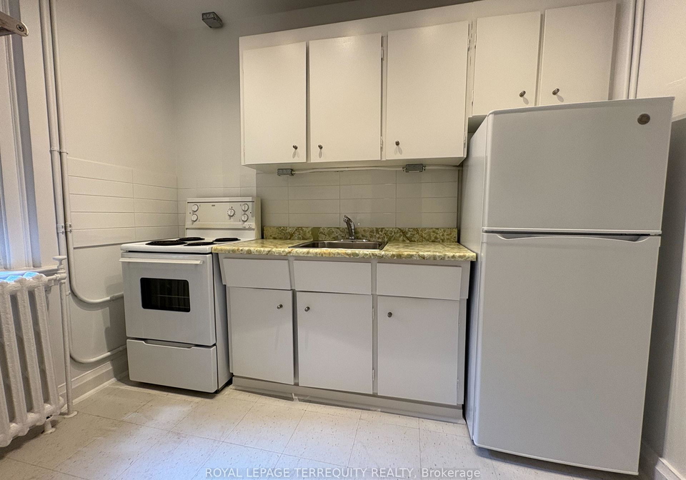 42-barton-avenue-toronto-toronto-ontario-c13576848