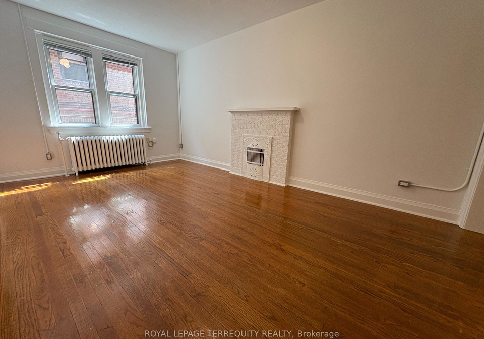 42-barton-avenue-toronto-toronto-ontario-c13576848