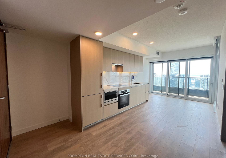 3-concord-cityplace-way-toronto-toronto-ontario-c13577284