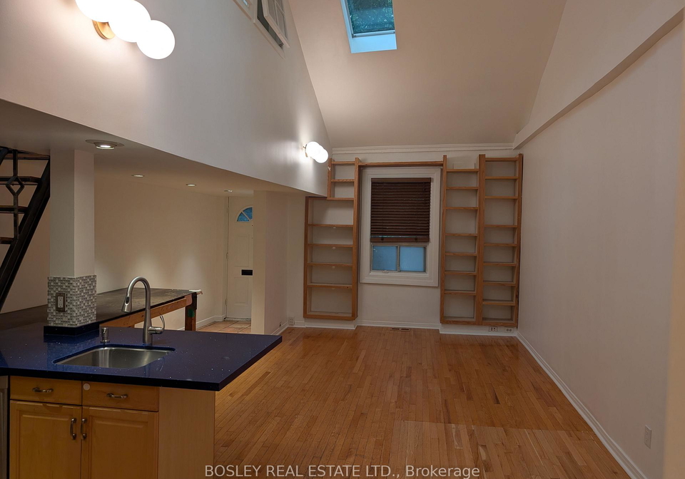 230-ontario-street-toronto-toronto-ontario-c13577366