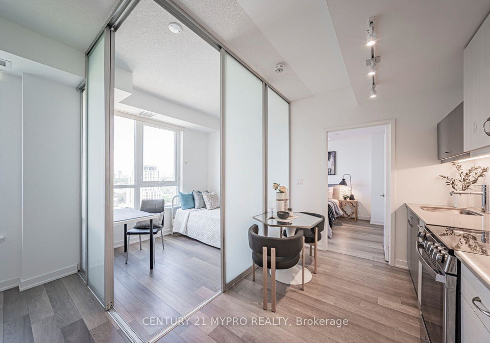 181-huron-street-toronto-toronto-ontario-c13577382
