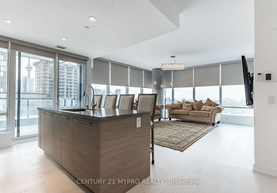 488-university-avenue-2010-2nd-bedroom-toronto-toronto-ontario-c13577394