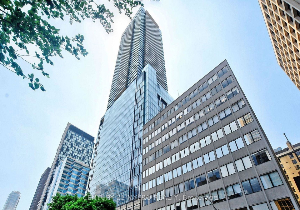 488-university-avenue-2010-2nd-bedroom-toronto-toronto-ontario-c13577394