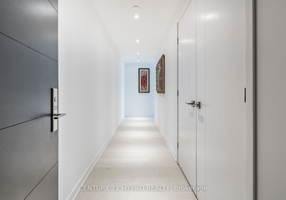 488-university-avenue-2010-2nd-bedroom-toronto-toronto-ontario-c13577394