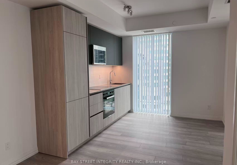 400-king-street-w-toronto-toronto-ontario-c13577734
