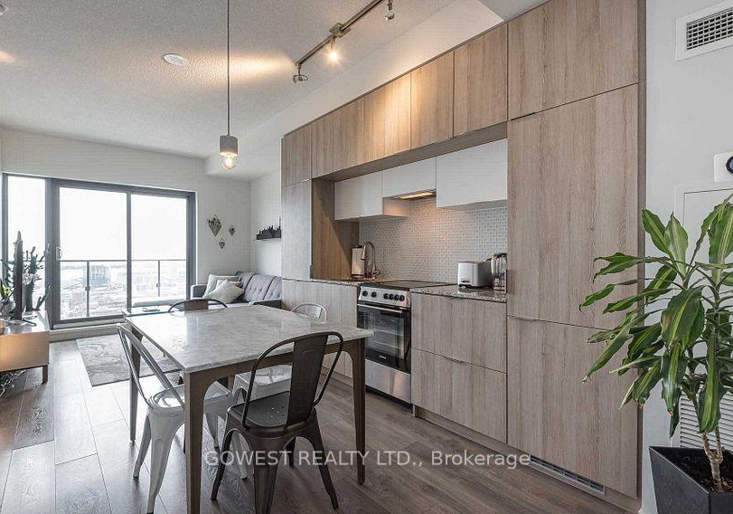 159-dundas-street-e-toronto-toronto-ontario-c13577866
