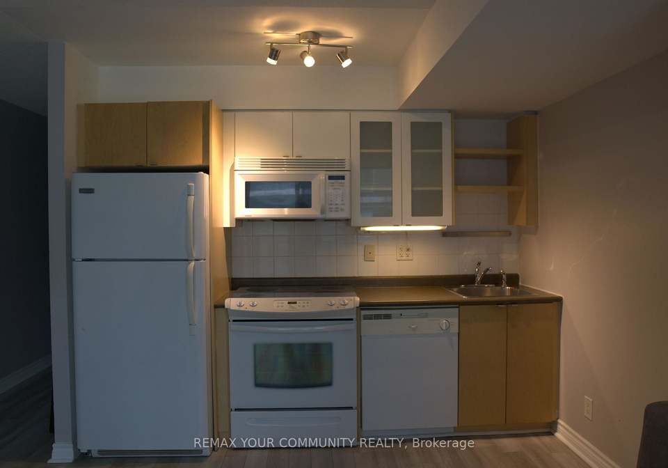 600-fleet-street-e-toronto-toronto-ontario-c13577966