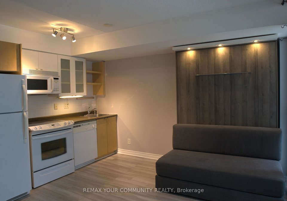 600-fleet-street-e-toronto-toronto-ontario-c13577966